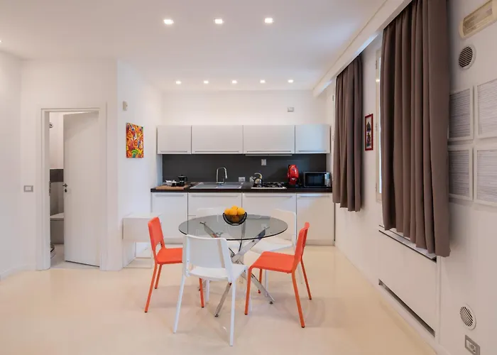 Villa Carlino House