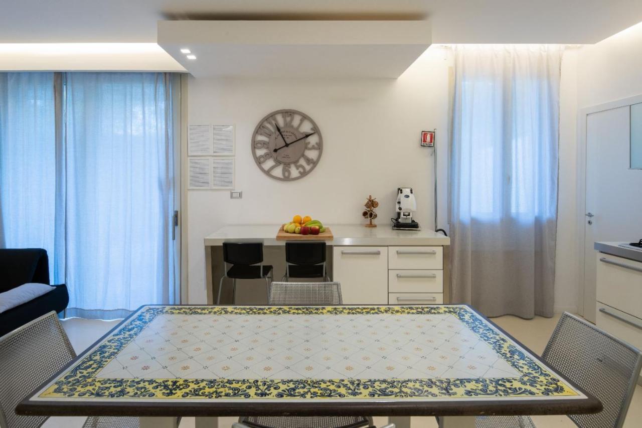Carlino House *