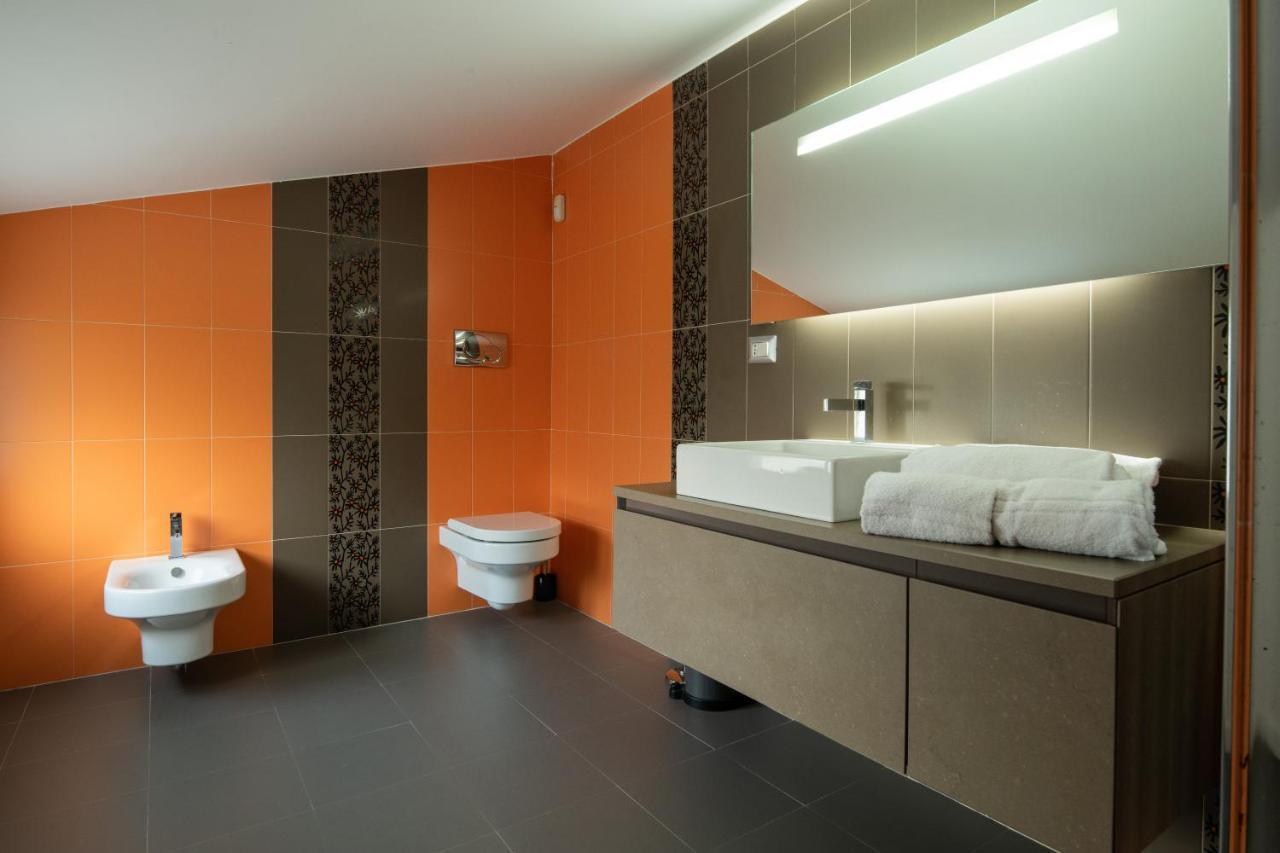 Holiday home Carlino House